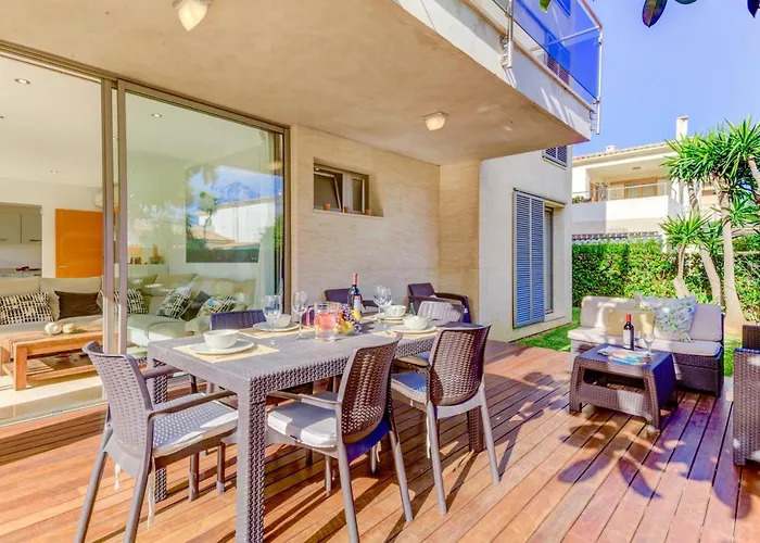 Marti Cirerer By Sealand Port de Pollença